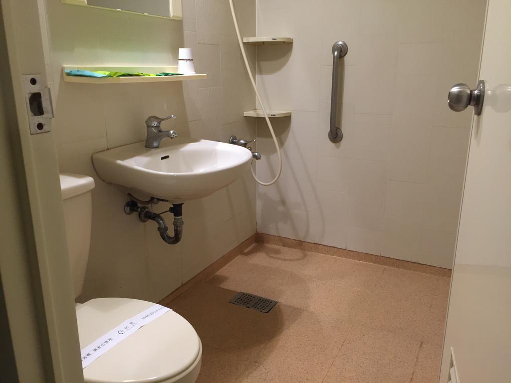 Chusha Motel Gongguan Екстер'єр фото